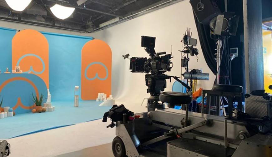 汉南区极致互动，品质至上，树立行业标杆的产品宣传视频